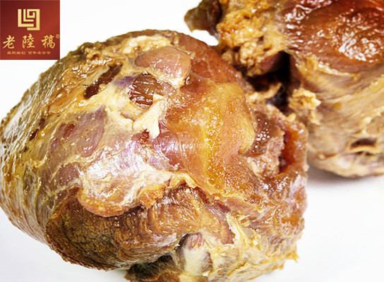 老陆稿酱香牛肉